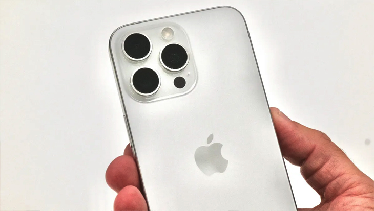 Is The New iPhone 15 Pro A Mobile DSLR